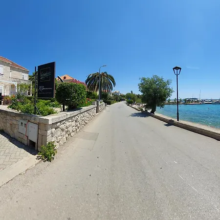 Apartment Karmen By The Sea Orebić Exteriér fotografie