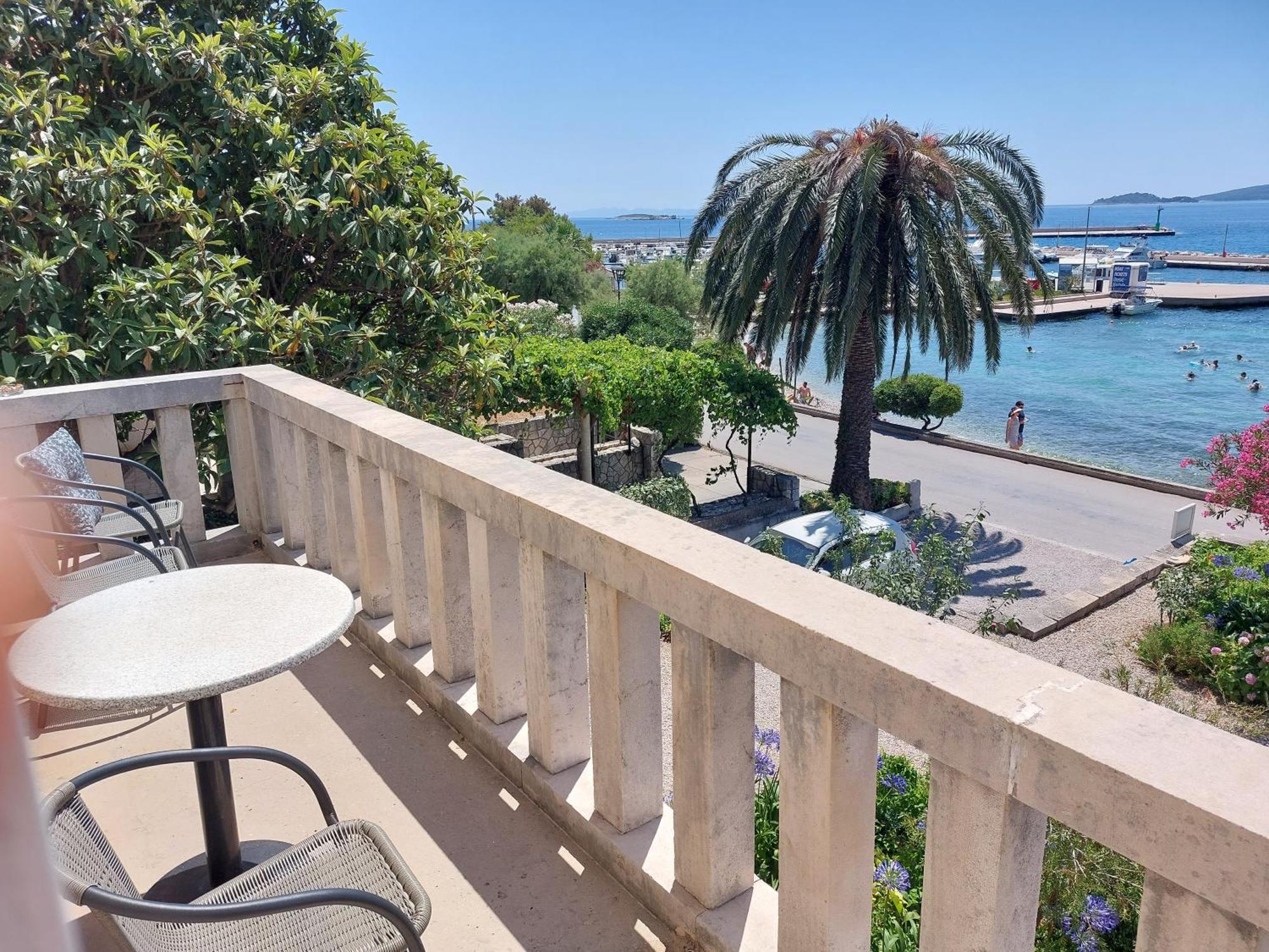 Karmen By The Sea Apartment Orebic